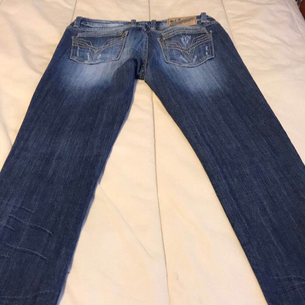 Ladies Vigoss Jeans - Picture 5 of 7